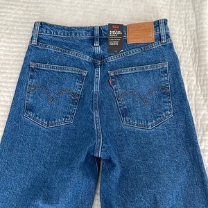 levi’s rib cage straight ankle jeans